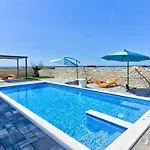 Stonevilla By Aneo Travel * Vrsi