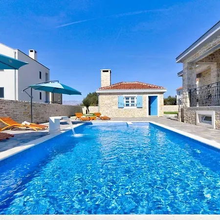 Stonevilla By Aneo Travel