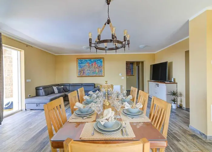 Stonevilla By Aneo Travel * 沃希