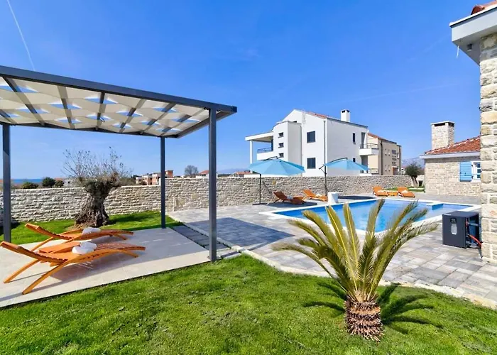 Stonevilla By Aneo Travel Villa