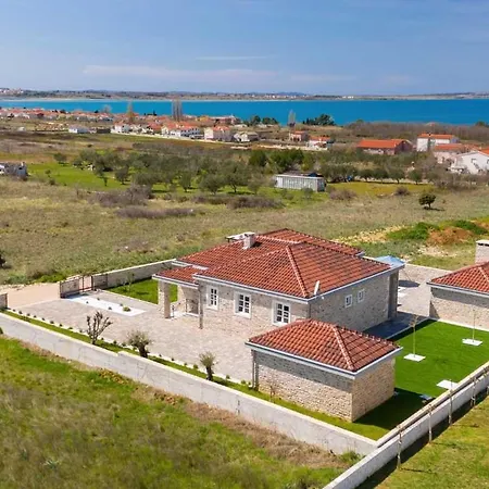 Stonevilla By Aneo Travel Villa